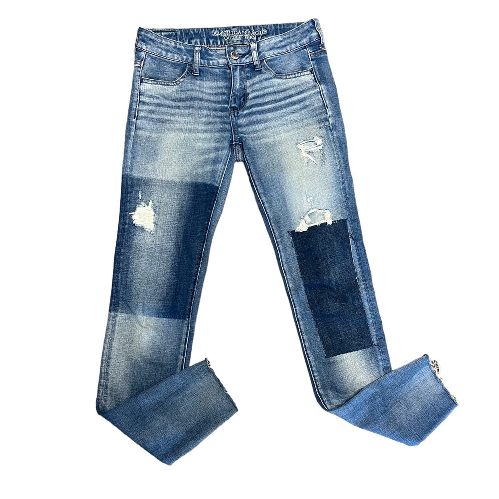 American Eagle Outfitters Women's Straight Leg Patchwork Distressed Blue Jeans